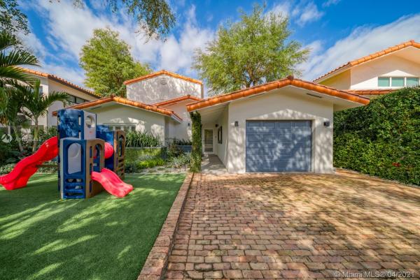 Coral Gables Country Club, 4030 Alhambra Cir, Coral Gables, Florida 33146, image 2