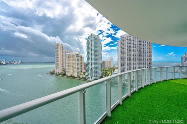 Met 1, 300 S Biscayne Blvd #T-1710, Miami, Florida 33131, image 2