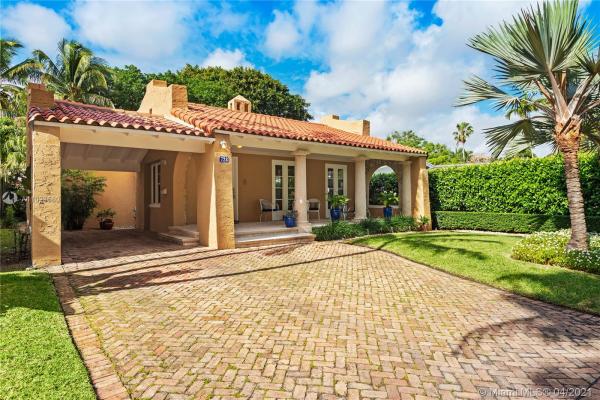 Granada, 728 Alhambra Cir, Coral Gables, Florida 33134, image 2