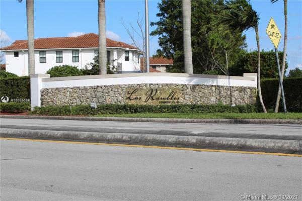 Fontainebleau West, 10203 NW 10th St #10203, Fountainebleau, Florida 33172, image 2