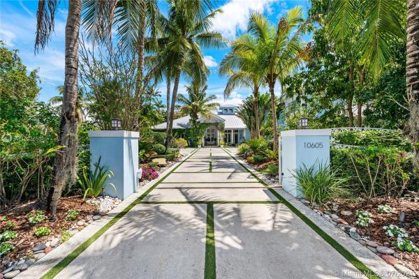 Helms Country Estates, 10605 SW 61st Ave, Pinecrest, Florida 33156, image 2