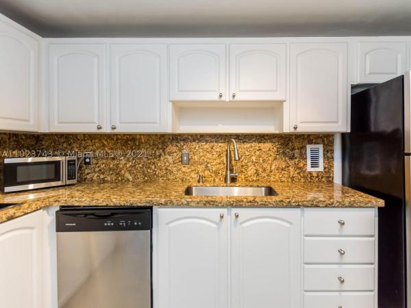 The Tides On Hollywood Beach, 3801 S Ocean Dr #12Q, Hallandale Beach, Florida 33019, image 1