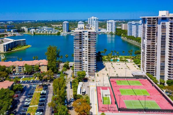 The Clipper At Biscayne Cove, 18151 NE 31st Ct #1503, Aventura, Florida 33160, image 2