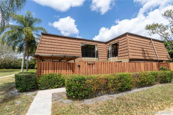 Ridgewood, 9122C SW 19th Ct, Davie, Florida 33324, image 2