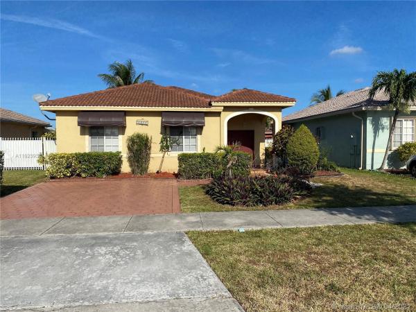 Olivia Gardens, 14637 NW 89th Ave, Miami Lakes, Florida 33018, image 2