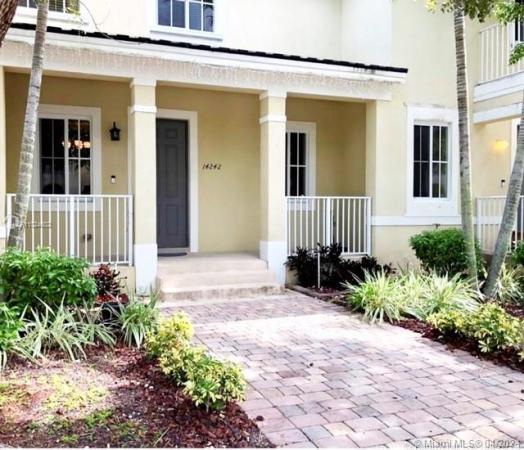 Mandarin Lakes, 14242 SW 276th St 0, Naranja, Florida 33032, image 2
