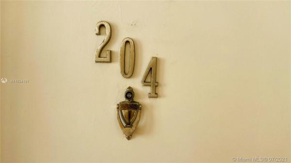 Colonnade Bay, 8530 Byron Ave #204, Miami Beach, Florida 33141, image 2
