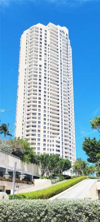 Three Tequesta Point, 848 Brickell Key Dr #1805, Miami, Florida 33131, image 2