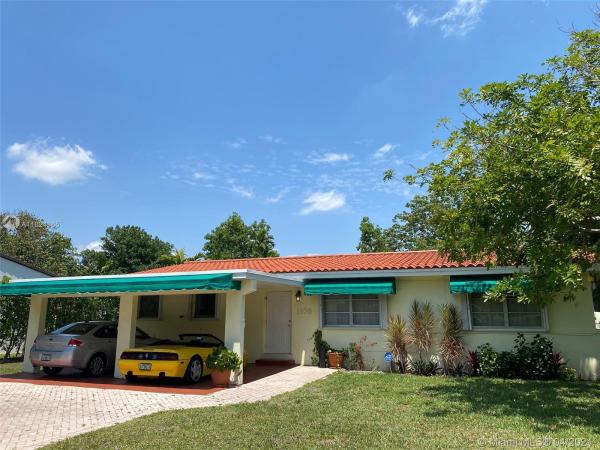 Biscayne Lawn, 1105 NE 116th St, Biscayne Park, Florida 33161, image 2