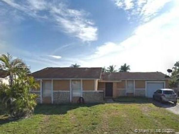 Winston Park, 12910 SW 81st St, Kendale Lakes, Florida 33183, image 2