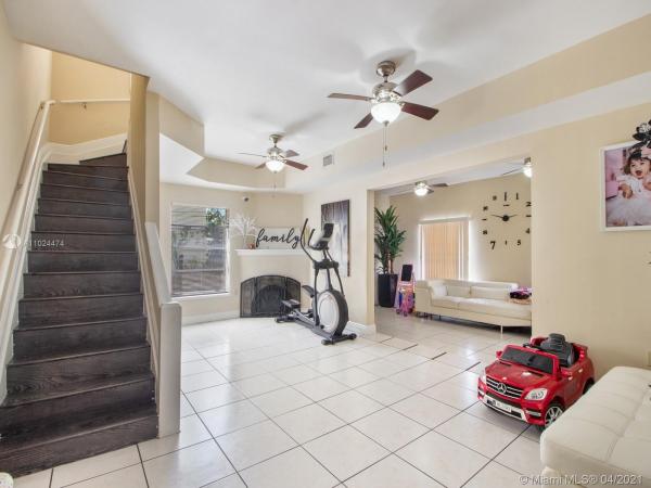 Lawrence Estates Land, 1652 NW 4th St, Miami, Florida 33125, image 2