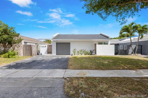 Coral Highlands, 11441 SW 83rd Ter, Kendall, Florida 33173, image 2
