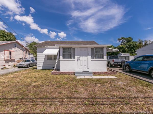 Dixie Gardens, 2303 Johnson St, Hollywood, Florida 33020, image 2