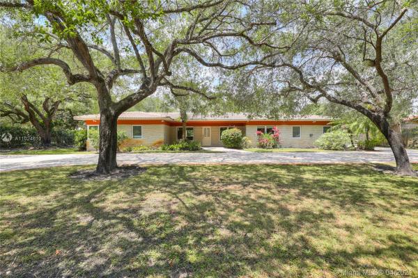 Pinecrest Residential, 9790 SW 67th Ave, Pinecrest, Florida 33156, image 2