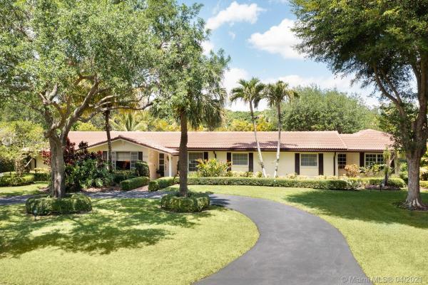 The Elysium, 5735 SW 111th Ter, Pinecrest, Florida 33156, image 2