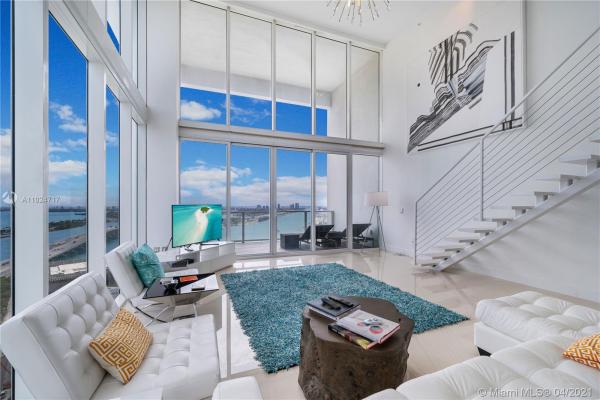 Ten Museum Park Residential, 1040 Biscayne Blvd #2904, Miami, Florida 33132, image 2
