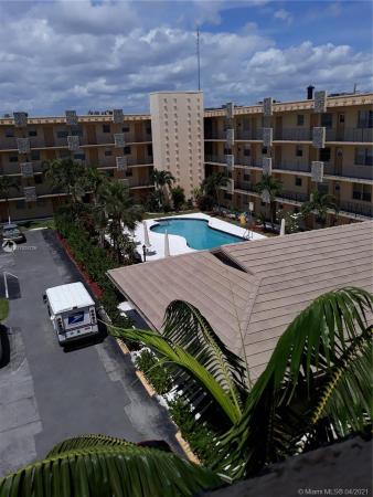 Warrenton House, 2145 Pierce St #429, Hollywood, Florida 33020, image 1