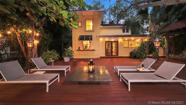 Oakland Grove, 8252 NE 3rd Ct, Miami, Florida 33138, image 2