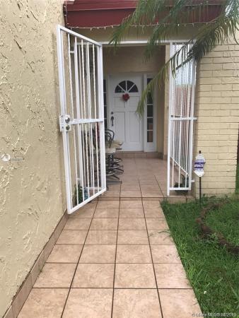 Hacienda Estates, 3305 SW 114th Ct, University Park, Florida 33165, image 1
