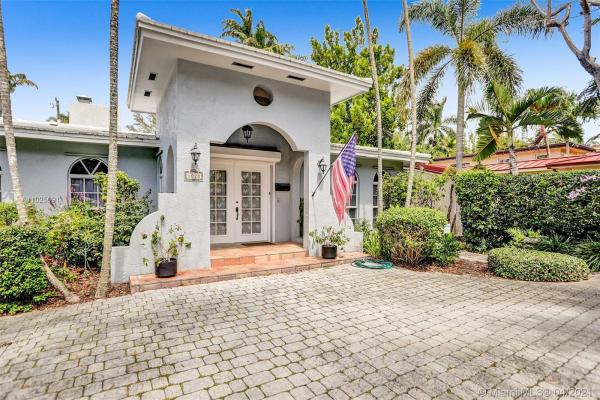 Utopia, 4021 El Prado Blvd, Miami, Florida 33133, image 2