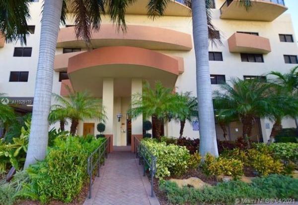 The Luxor Residences, 2301 SW 27th Ave #1204, Miami, Florida 33145, image 2