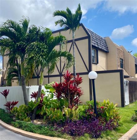 Miller Sixty-Seven Townhouses, 6667 Miller Dr #701, South Miami, Florida 33155, image 2