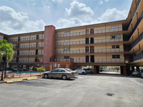 Boheme, 1075 W 68th St #220, Hialeah, Florida 33014, image 1