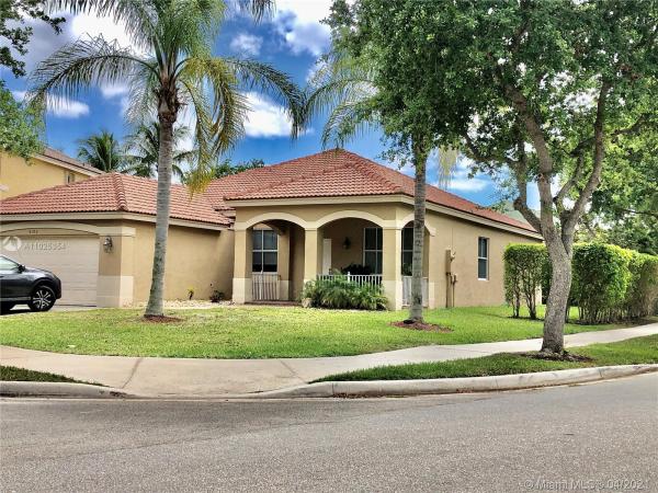 Laurel Ridge, 4102 Laurel Ridge Cir, Weston, Florida 33331, image 1