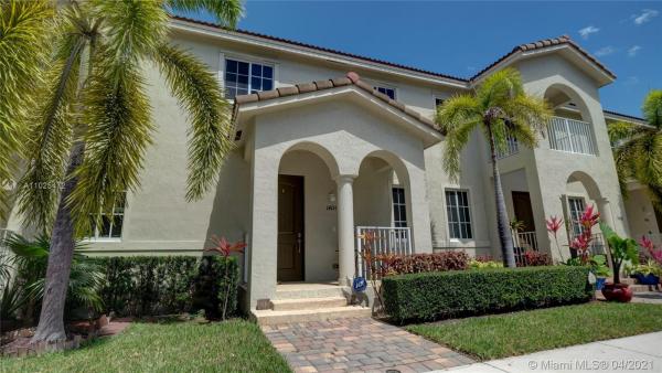 Mandarin Lakes, 14151 SW 276th St, Naranja, Florida 33032, image 2
