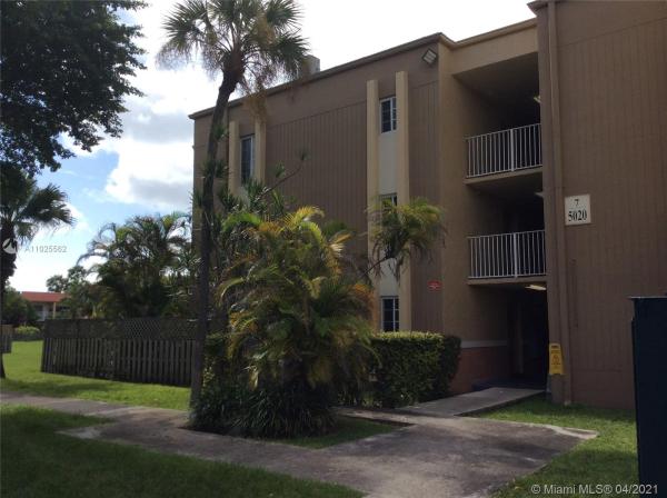 Doral Gardens 2, 5020 NW 79th Ave #102, Doral, Florida 33166, image 2