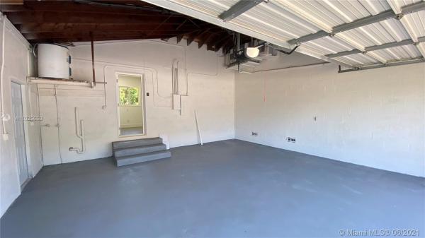 195 NW 115th St, Unincorporated Dade County, Florida 33168, image 1