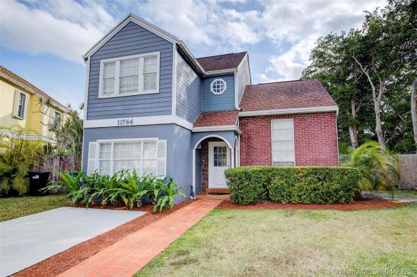 Towngate South, 11744 SW 113th Ter, Kendall, Florida 33186, image 2