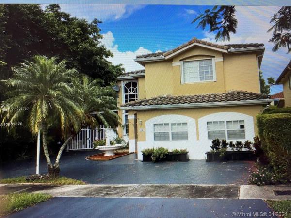 Highlands At Kendall, 9017 SW 157 Path #, The Hammocks, Florida 33196, image 2