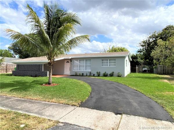 Sunrise Golf Village, 6230 NW 14th Pl, Sunrise, Florida 33313, image 2