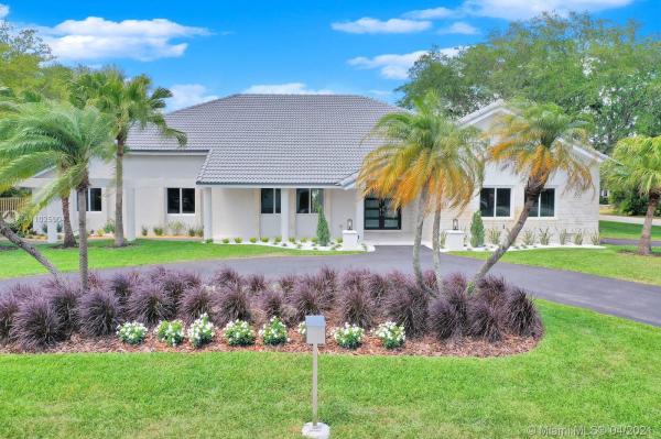 Galloway Glen, 9201 SW 102nd St, Kendall, Florida 33176, image 2