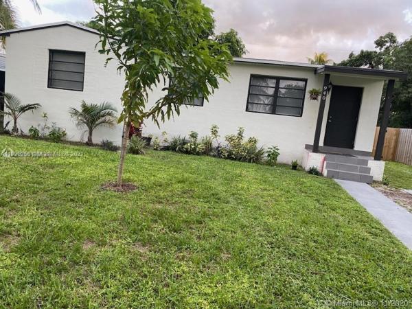 Jillshar Darrylcar, 940 NE 155th St, North Miami Beach, Florida 33162, image 2