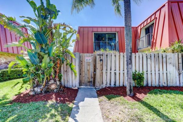 Sandalwood At Meridian Park, 3345 Meridian Way N #D, Palm Beach Gardens, Florida 33410, image 2
