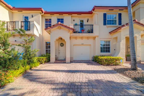 Tuscany Villas West, 13025 SW 132nd Ter #13025, Three Lakes, Florida 33186, image 2