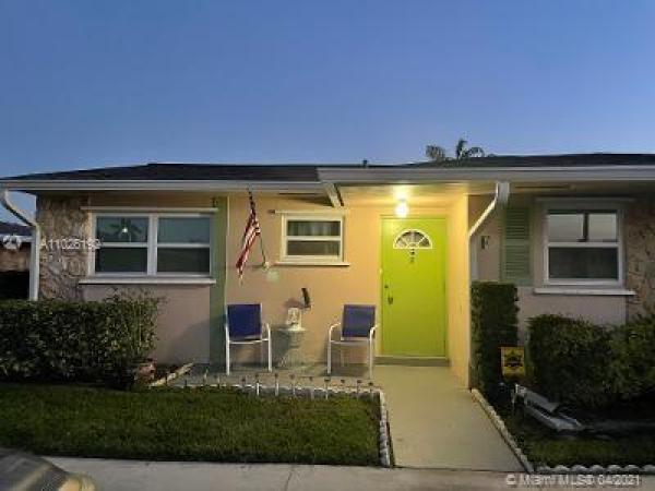 Dudley At Cresthaven Villas, 2628 E Dudley Dr E Apt F, West Palm Beach, Florida 33415, image 2
