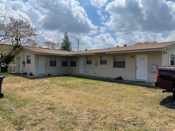 Sunshine Villas, 1668 NW 52nd Ave, Lauderhill, Florida 33313, image 2
