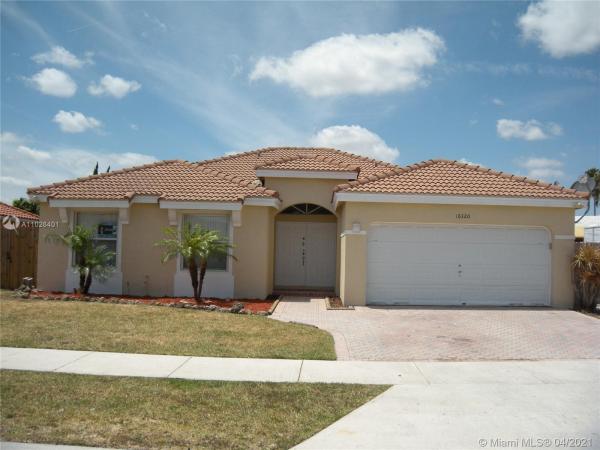 Laguna Ponds, 16320 SW 144th Ave, Richmond West, Florida 33177, image 2
