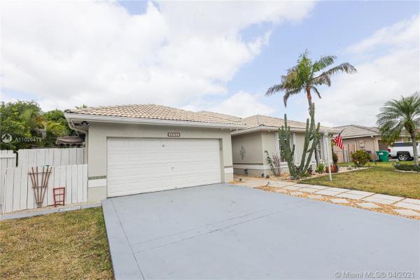 29752 SW 164 Ct #, Unincorporated Dade County, Florida 33033, image 2
