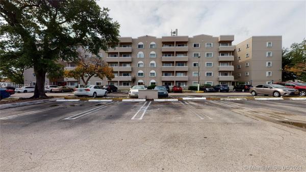 Poinciana At Miami, 600 NW 32nd Pl #503, Miami, Florida 33125, image 2