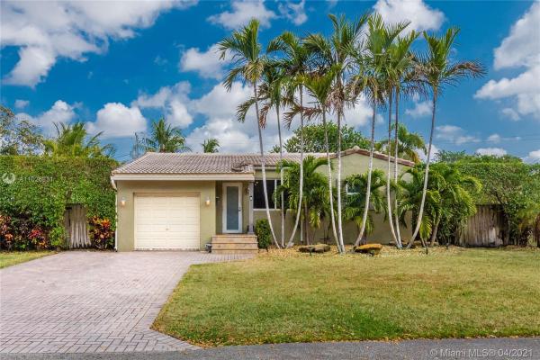 Cleveland Terrace, 1637 Cleveland St, Hollywood, Florida 33020, image 2