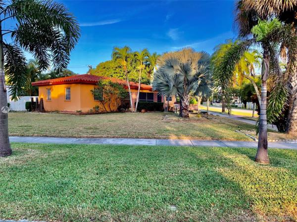 Foust, 600 Forrest Dr, Miami Springs, Florida 33166, image 1
