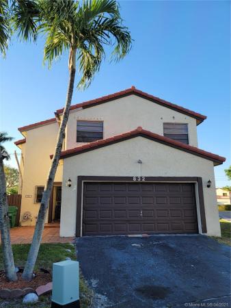 Tamiami Lakes, 832 SW 134th Pl, Tamiami, Florida 33184, image 2