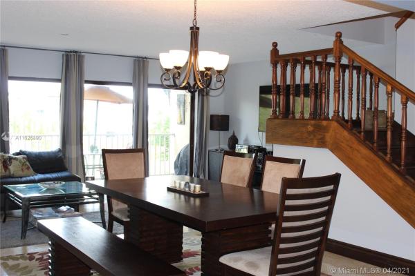 Windsong Lakes Village, 9937 NW 9th Street Cir #619, Fountainebleau, Florida 33172, image 1