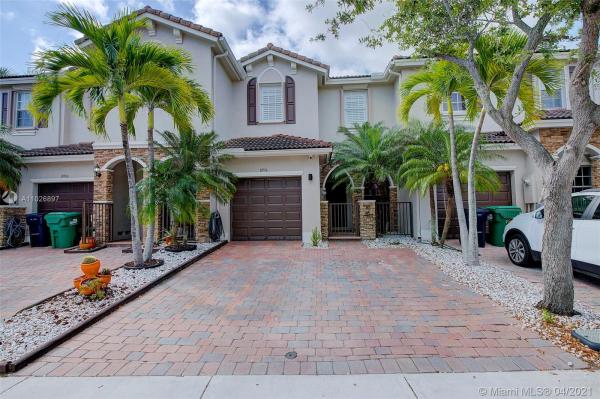 The Cove At Isles Of Bayshore, 8936 SW 226th Ter, Cutler Bay, Florida 33190, image 2