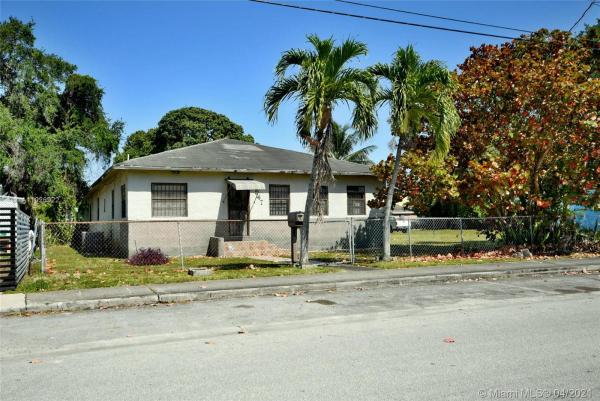 Treasure Heights, 4647 NW 23rd Ct, Brownsville, Florida 33142, image 2