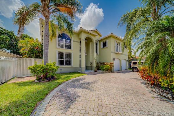Tropicaire Center, 7812 SW 36th St, Westchester, Florida 33155, image 2